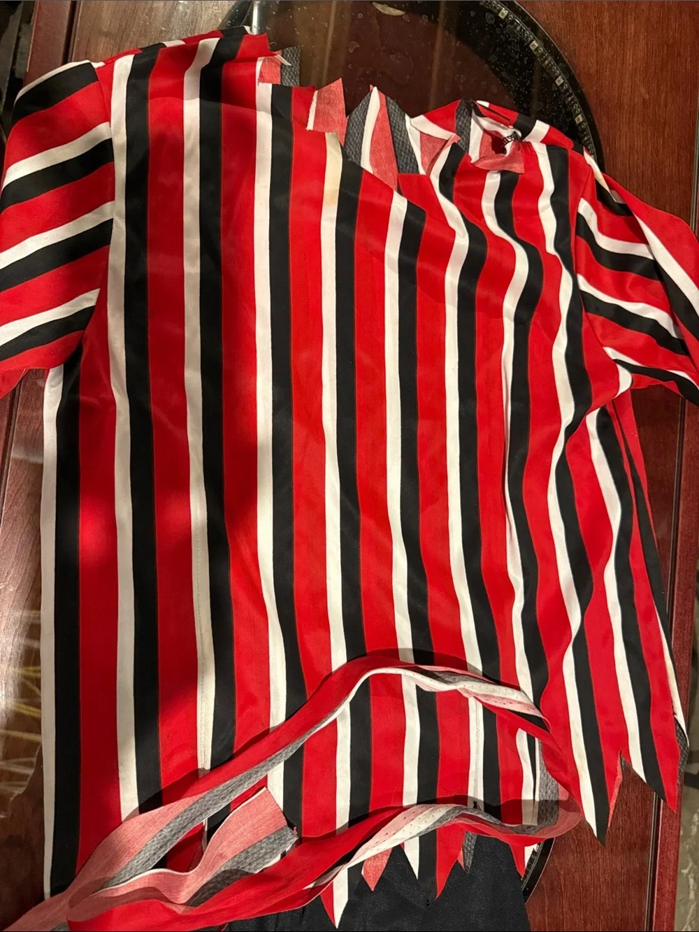 Kids pirate Halloween costume